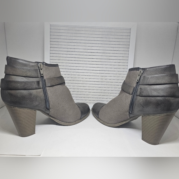 LC Lauren Conrad: High Heel Ankle Booties/Boots ❤️ - Picture 7 of 14
